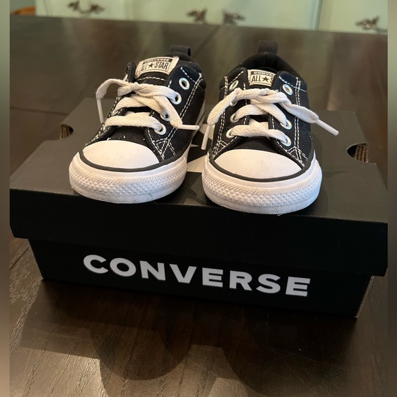 Black Converse All Star Toddler Size 6 - Picture 1 of 6